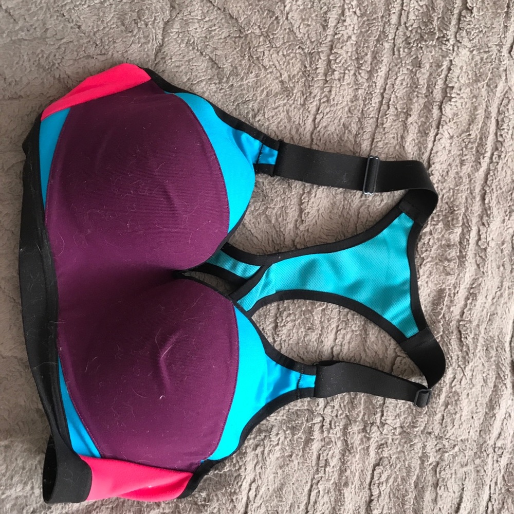 Victoria’s secret sports bra